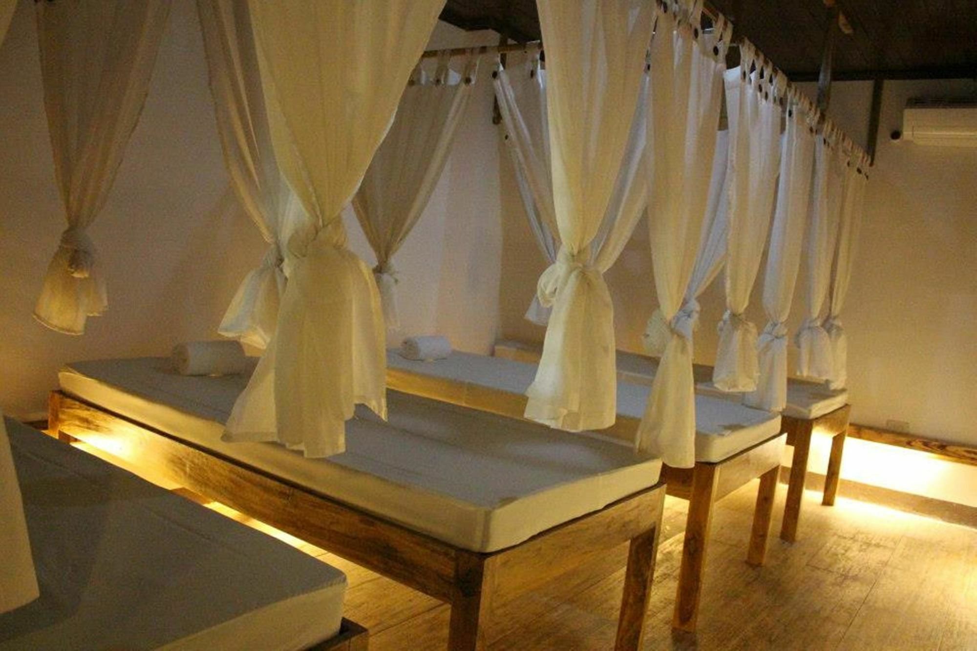 안다 드 보라카이 화이트 샌드 리조트 외부 사진